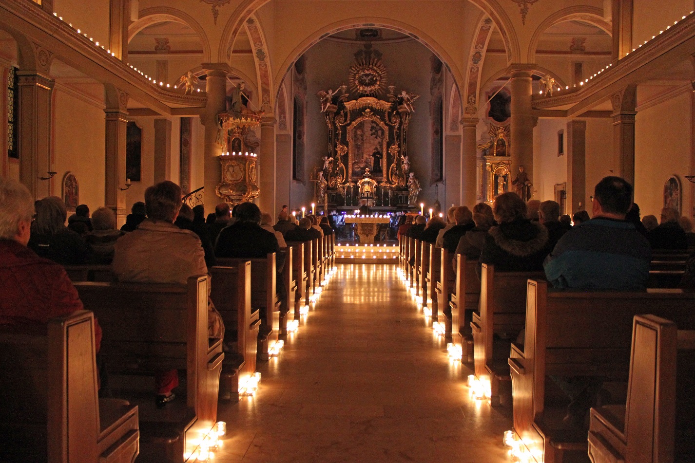 Konzert des Harmonika-Spielring Mörsch 1952 e.V. "Kirchenmusik und Kerzenschein"